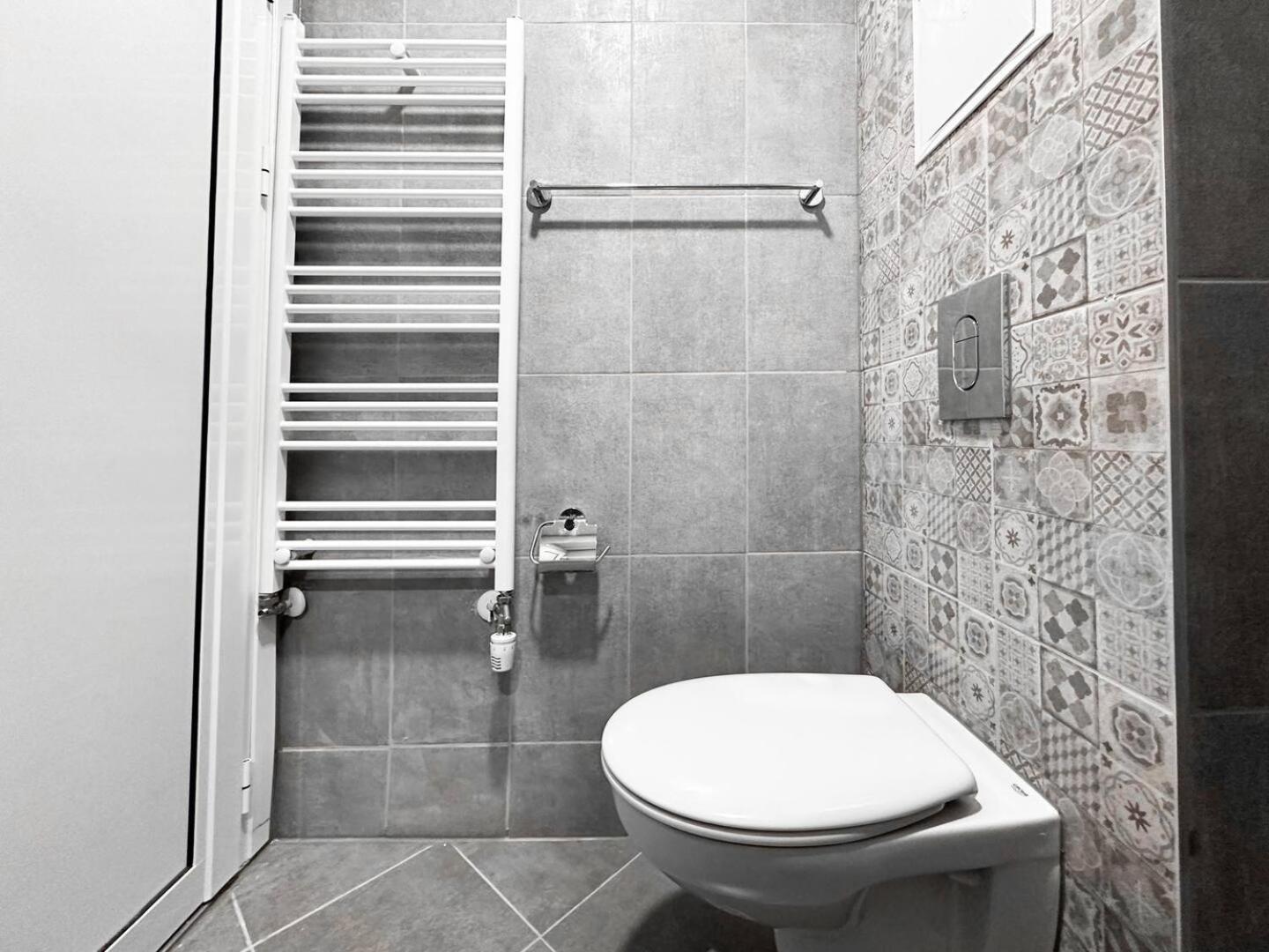 6 Studios 6 Bathrooms 2 Levels Kitchens Sofía Exterior foto