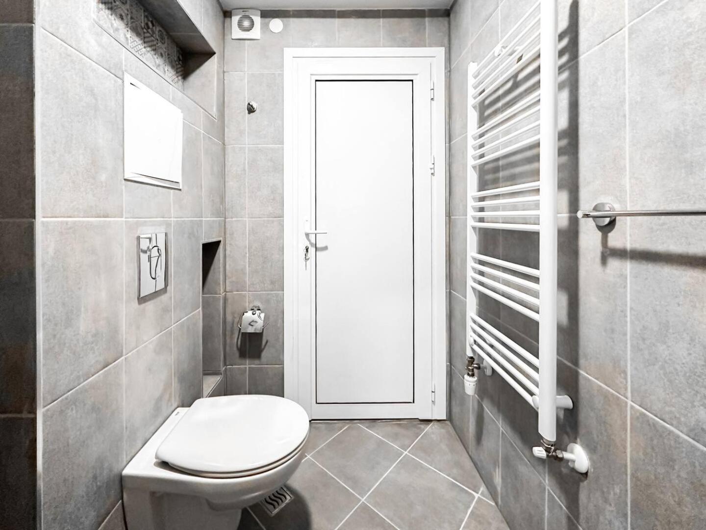 6 Studios 6 Bathrooms 2 Levels Kitchens Sofía Exterior foto